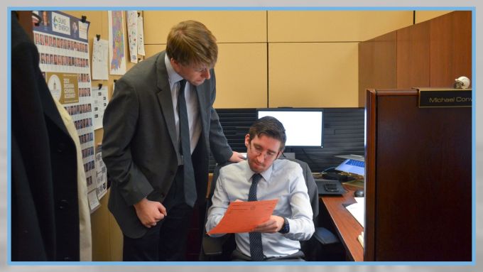Intern PowerPoint - intern - 125